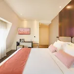 Hotel Moon & Sun Porto