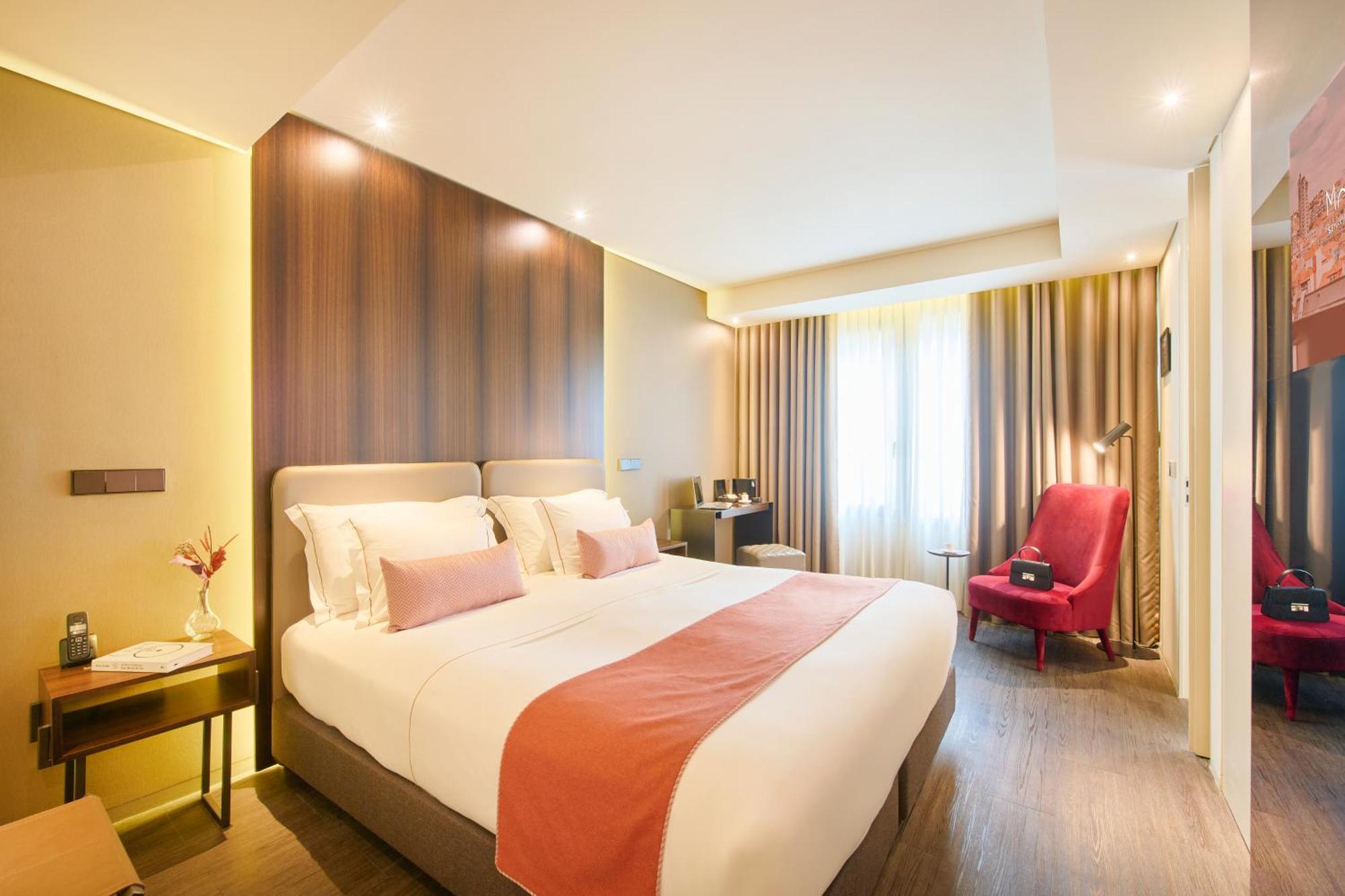 Hotel Moon & Sun 4*